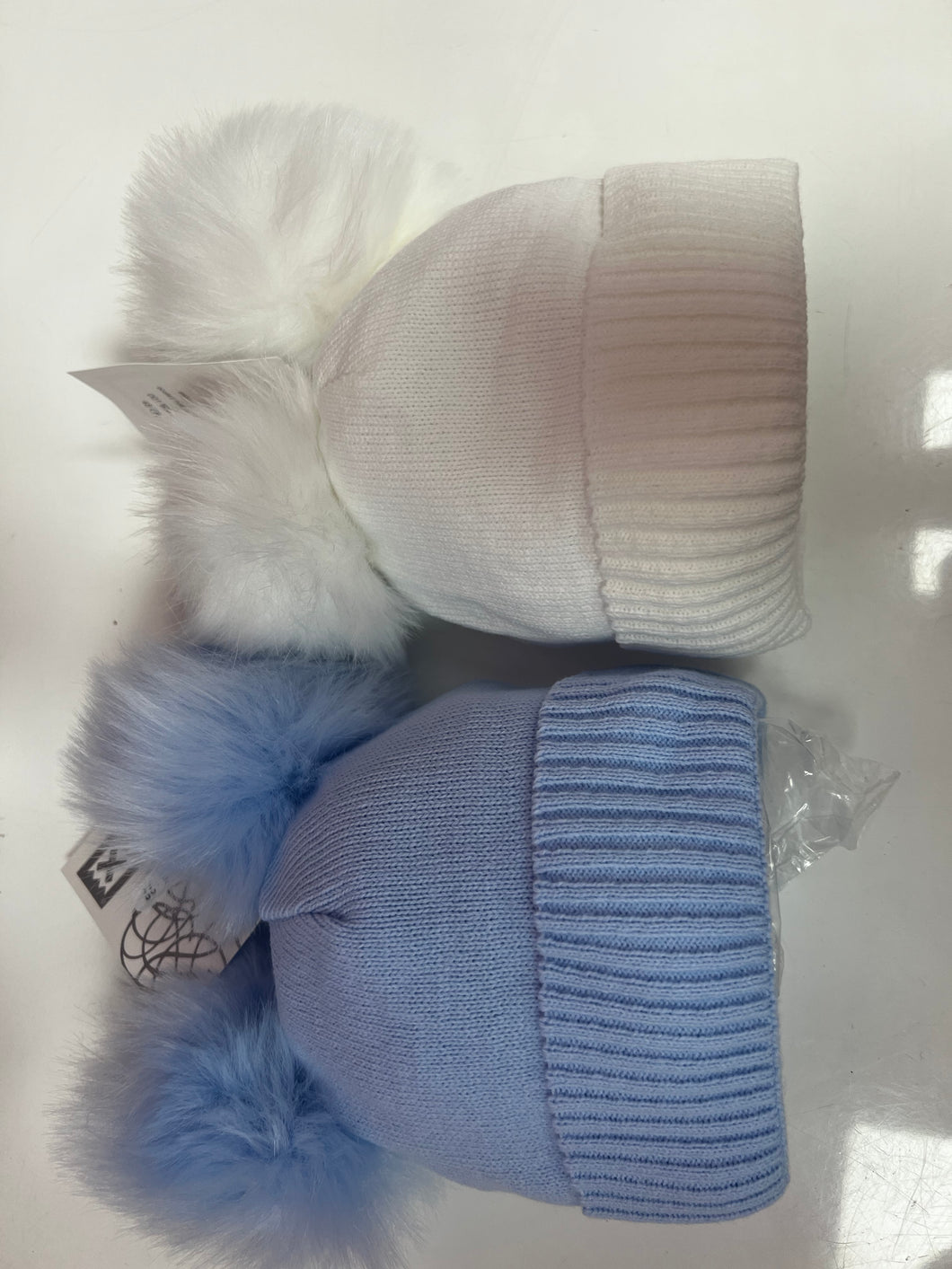 Pex double Pom Pom hat. White or Blue 9866